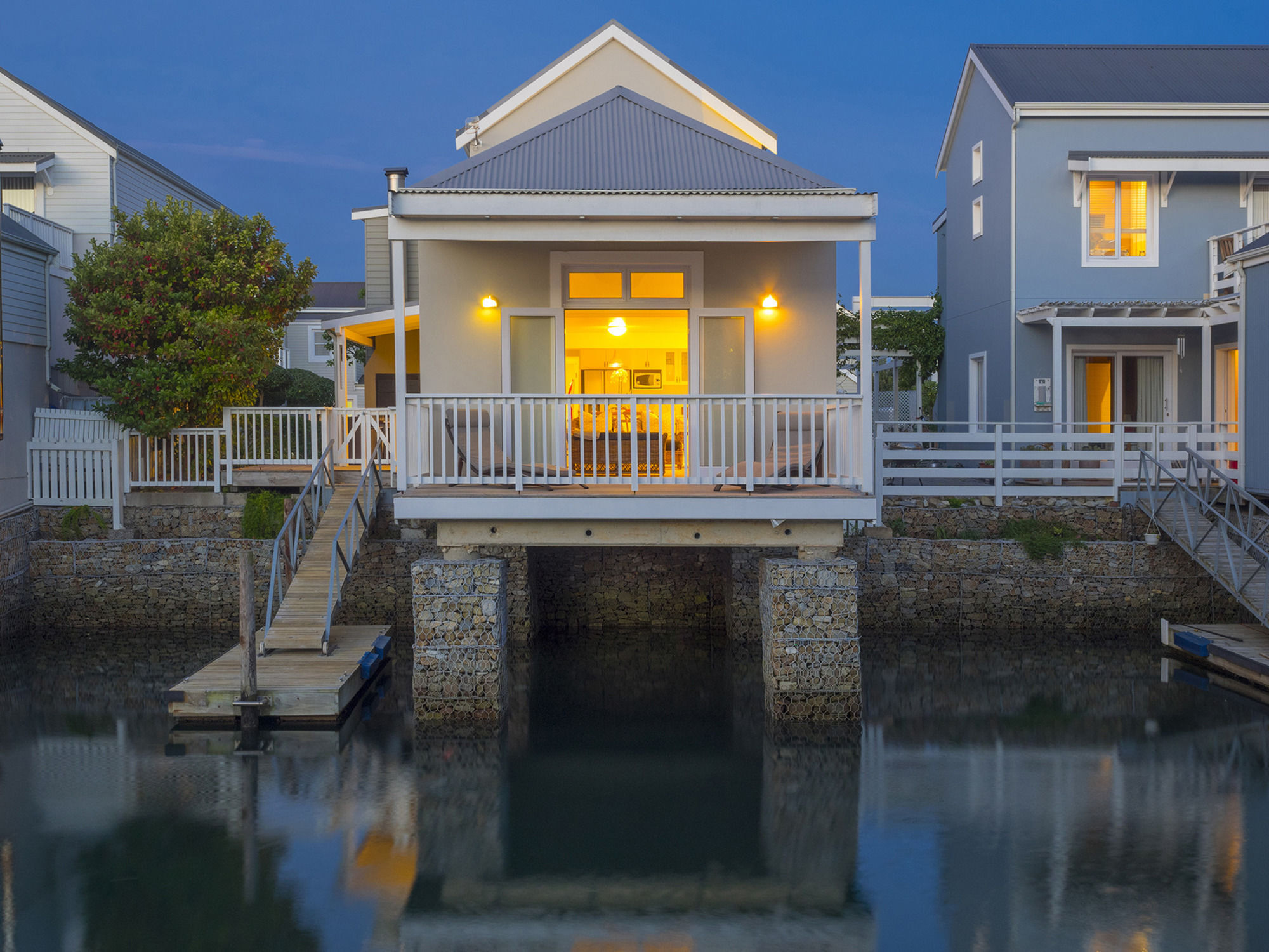Thesen Island Holiday House นิสนา ภายนอก รูปภาพ